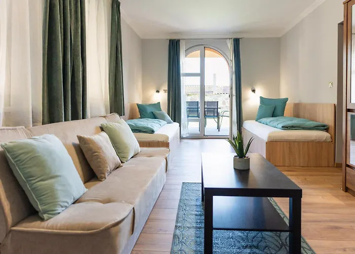 Rose Pensionat 3*